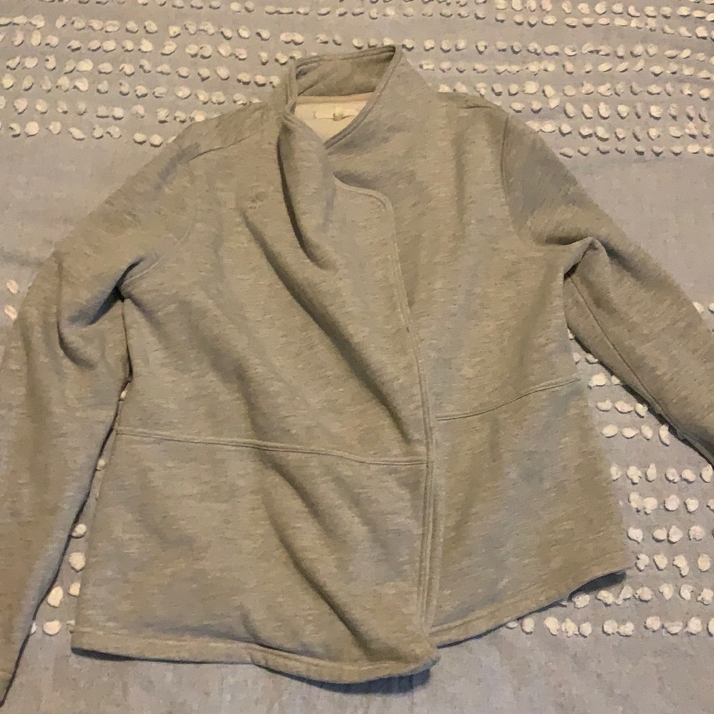 Gray cardigan size S 🌸10for10$🌸